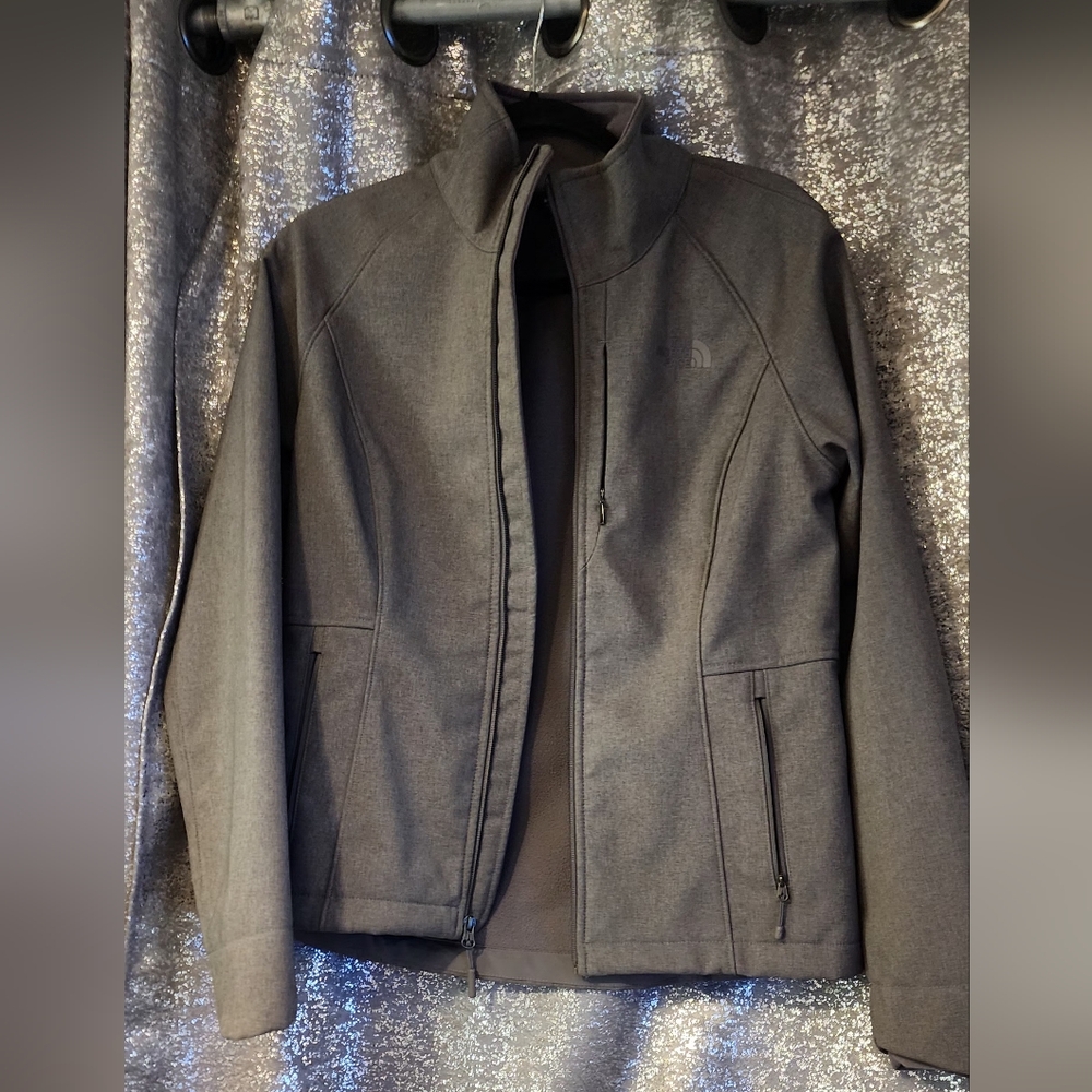 NORTH FACE Women Sz MED Heather Gray Apex Windwall Full Zip Jacket Soft Shell